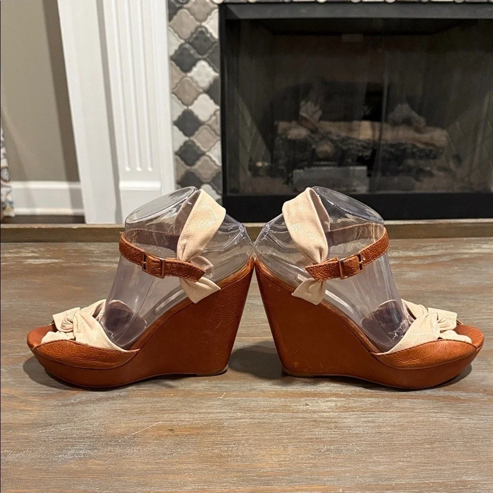 Cynthia Vincent Leather Wedge Sandals Size 9 Brown Knot Peep Toe Boho Chic